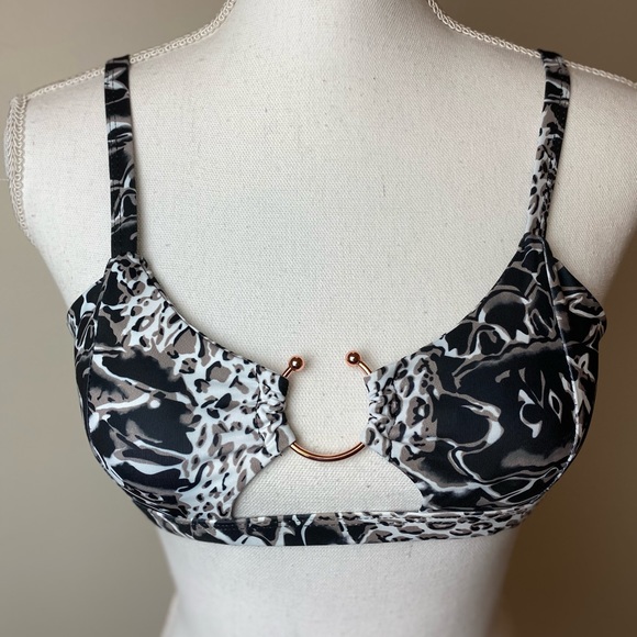 Animal Print bikini - Picture 4 of 5